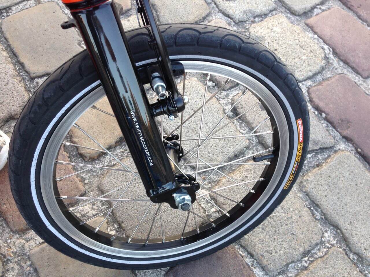 kick scooter in paris