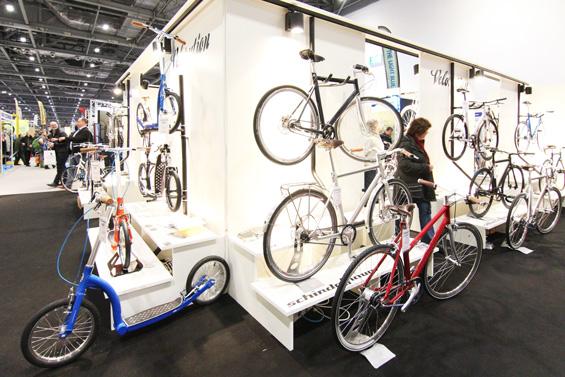 swifty scooters, london bike show, adult kick scooter with big wheels