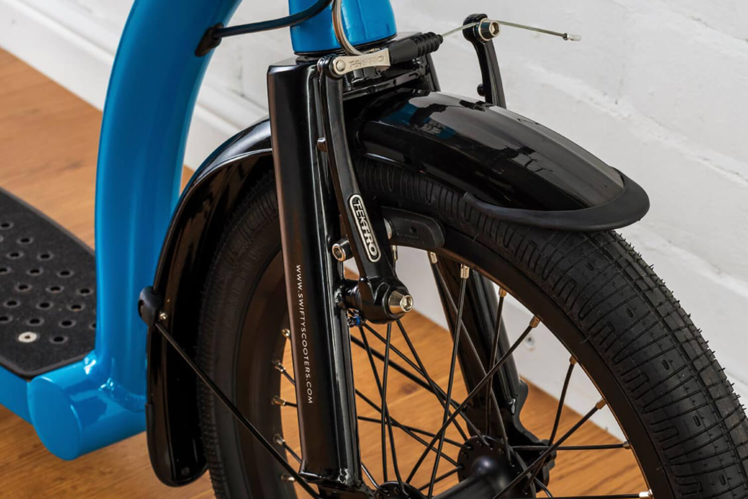 offroad scooter, adventure scooter, scooter adventure