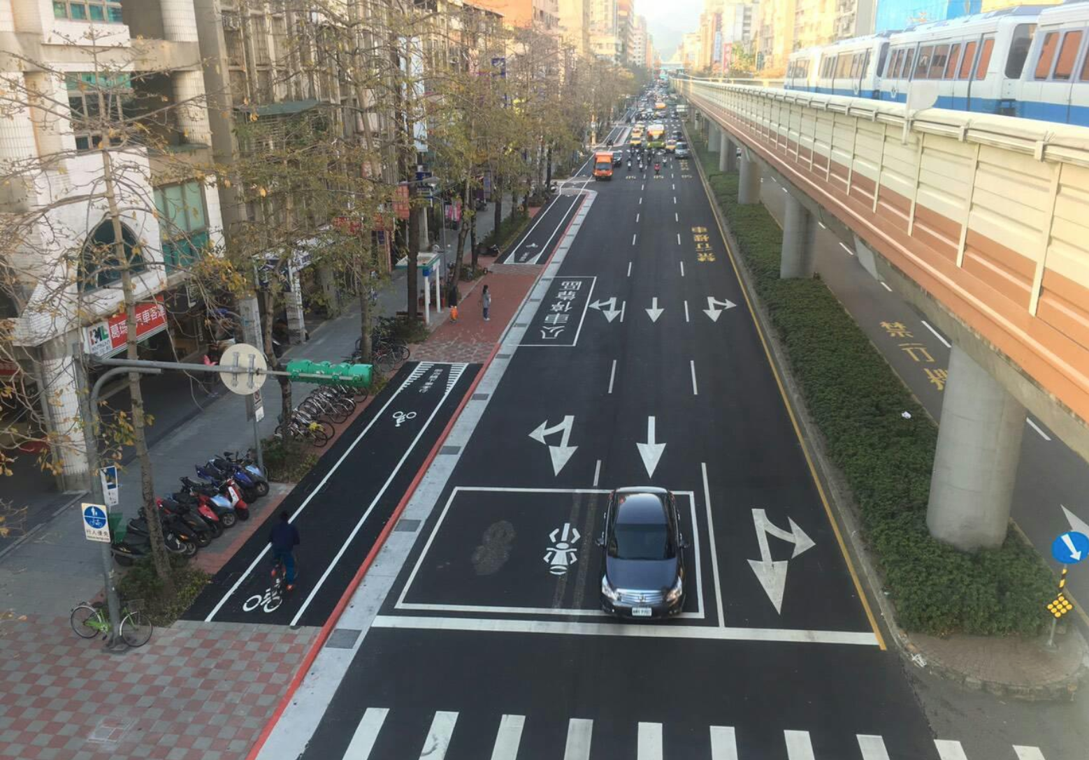 Road in Taipai